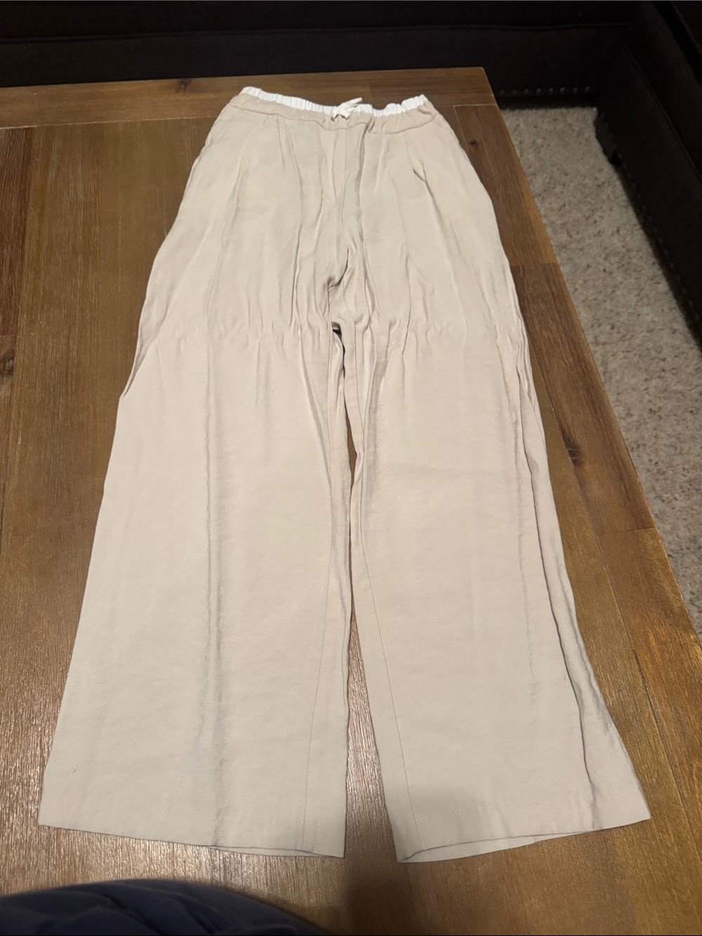 ZARA - NEVER WORN - Lightweight Wide-Leg Cream Pants. sz 8/9